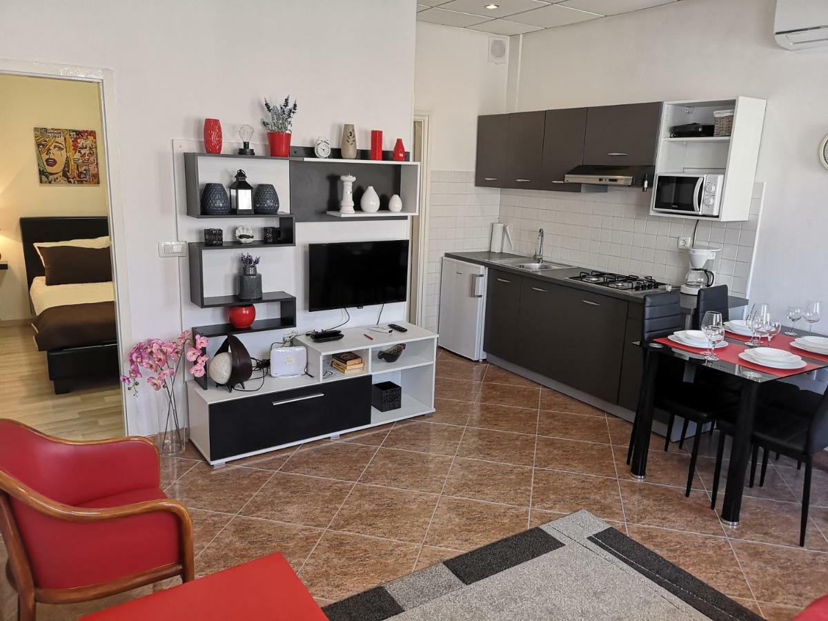 Appartamento Studio Bi Umago Esterno foto